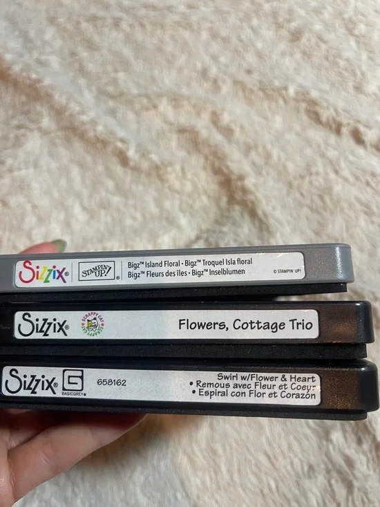 Sizzix Die Cutting Plate - Picture 3 of 4